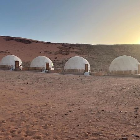 Al Raha Luxury Camp Hotel Rum vádi Kültér fotó