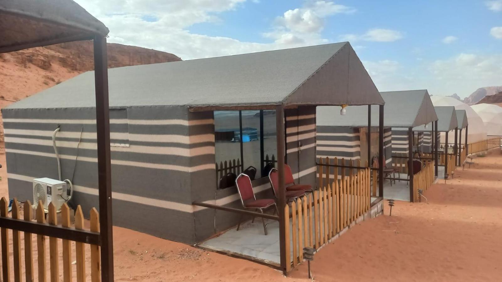 Al Raha Luxury Camp Hotel Rum vádi Kültér fotó