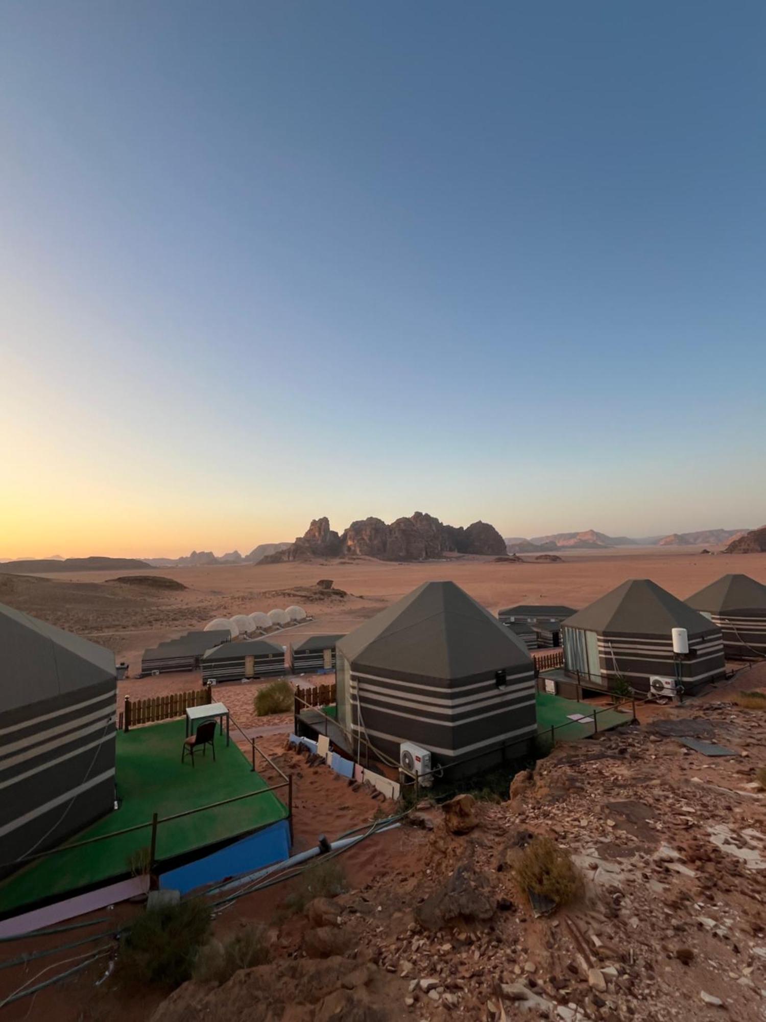 Al Raha Luxury Camp Hotel Rum vádi Kültér fotó