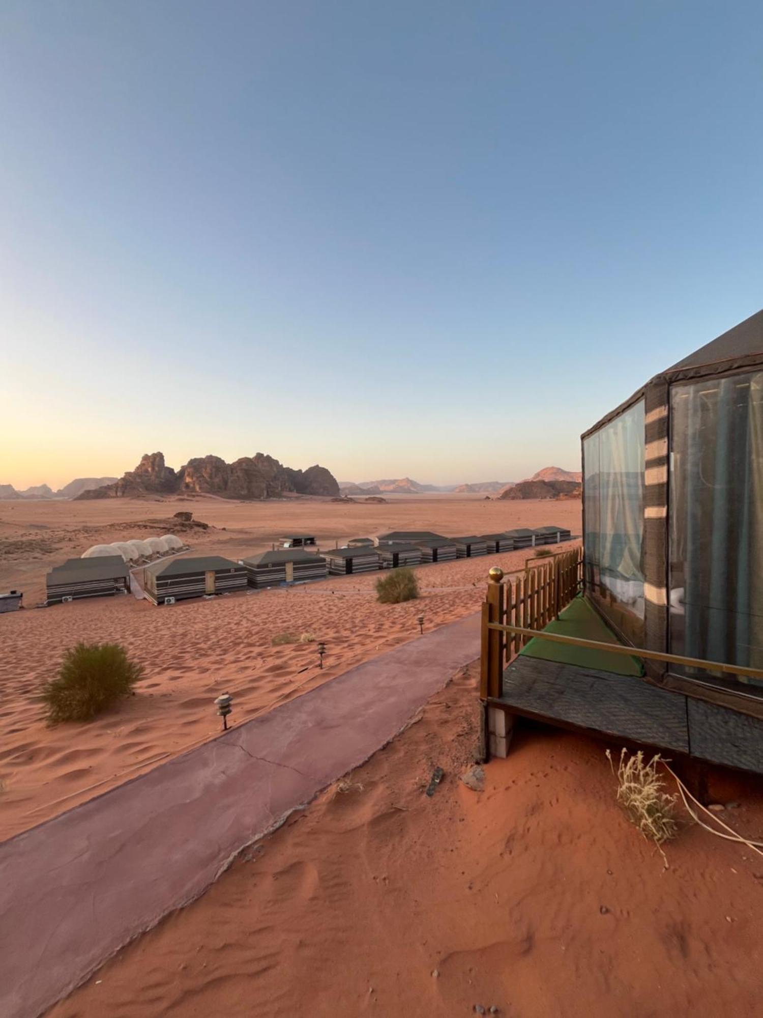 Al Raha Luxury Camp Hotel Rum vádi Kültér fotó
